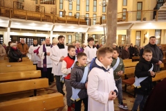 Poświęcenie Figury Matki Bożej Niepokalanej przez ks. Biskupa Kazimierza Gurdę